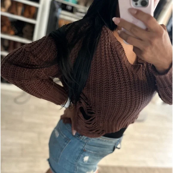 Chocolate sweater - Picture 3 of 3